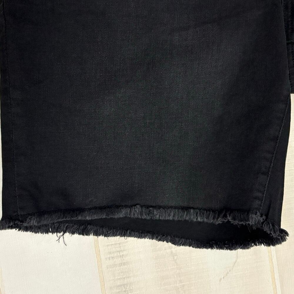 Seven7 Relaxed Denim Bermuda Shorts Women’s 8 or 10 Black Frayed Hem Mid Rise - Picture 4 of 10